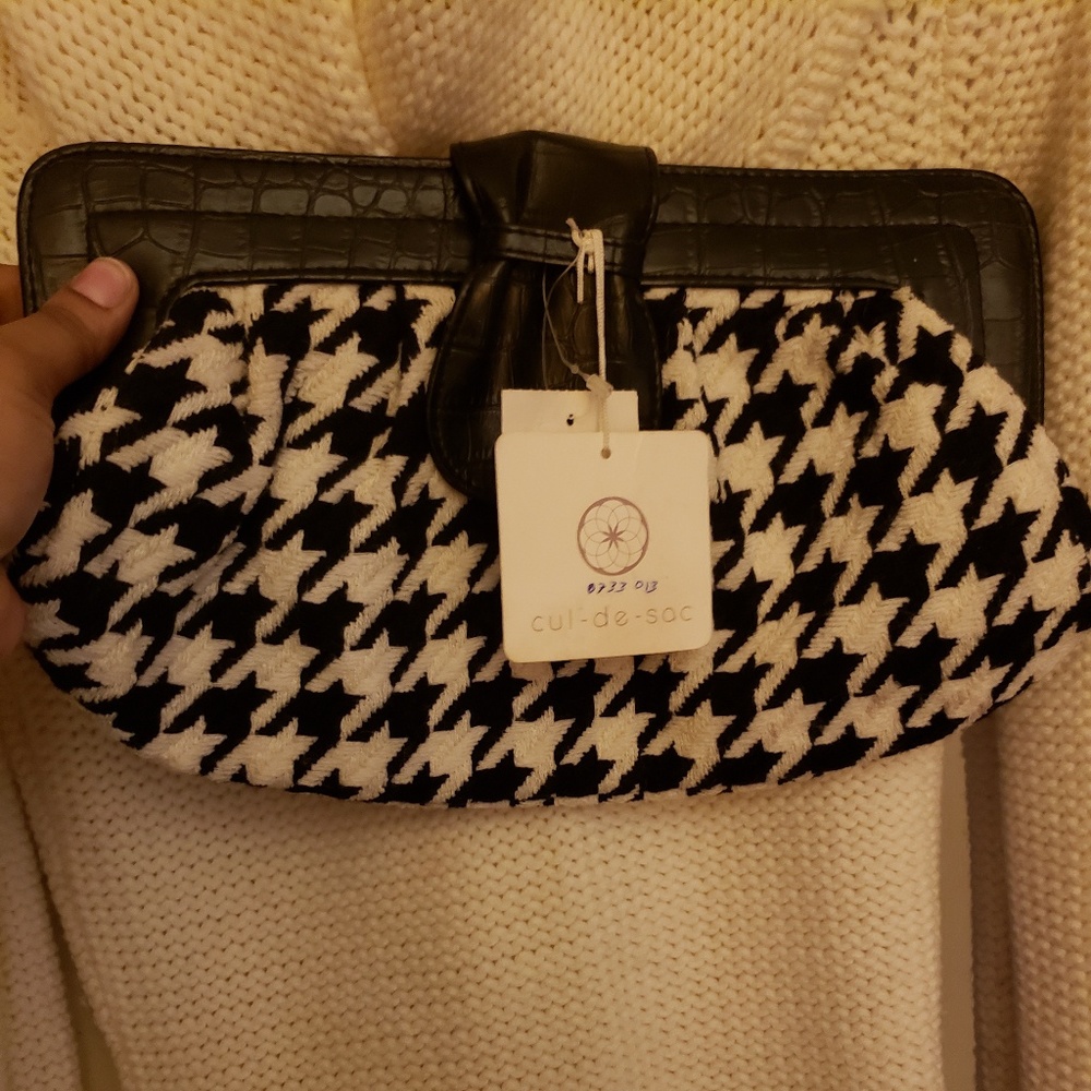 Clutch purse